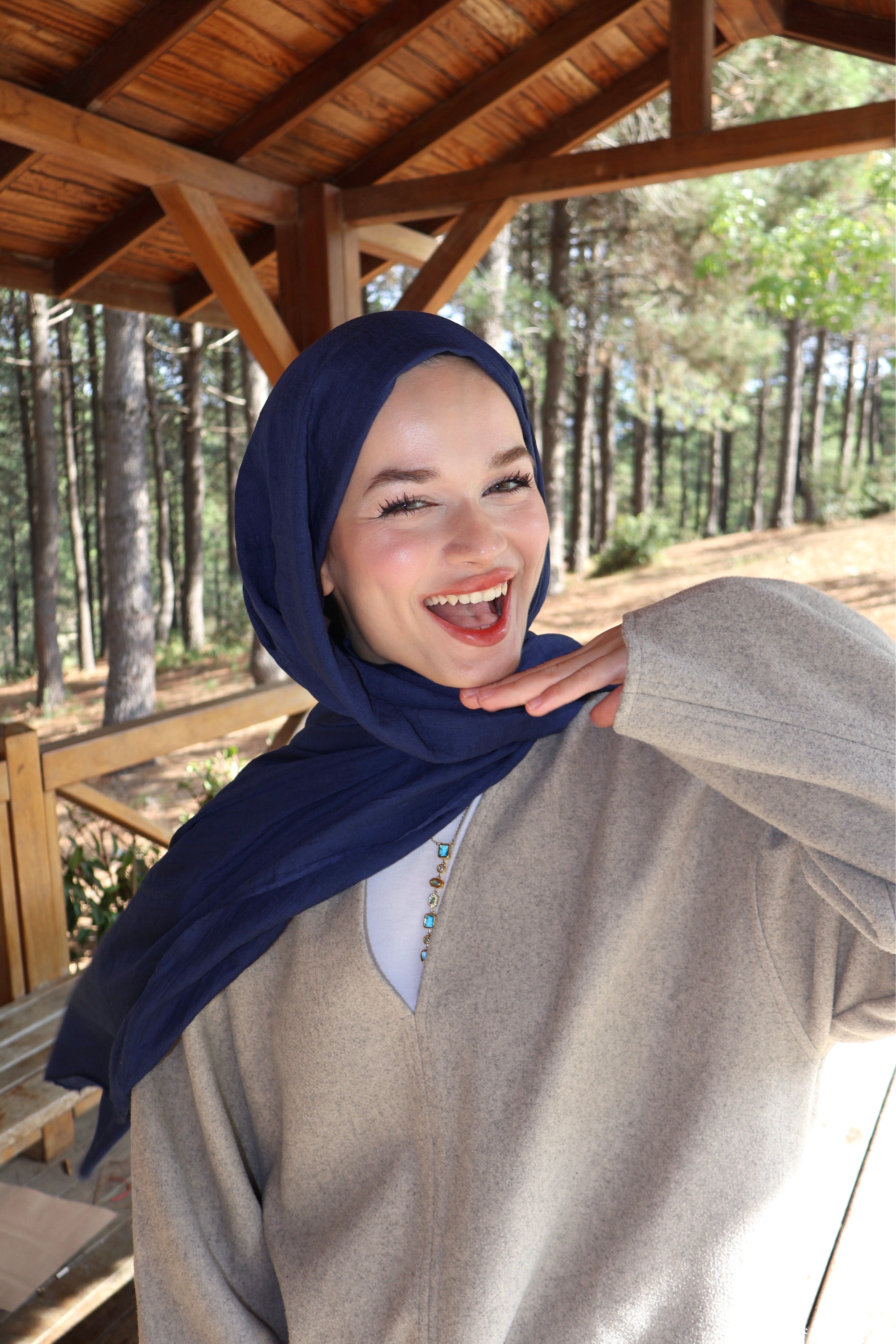 Soft Lacivert Pamuk Şal