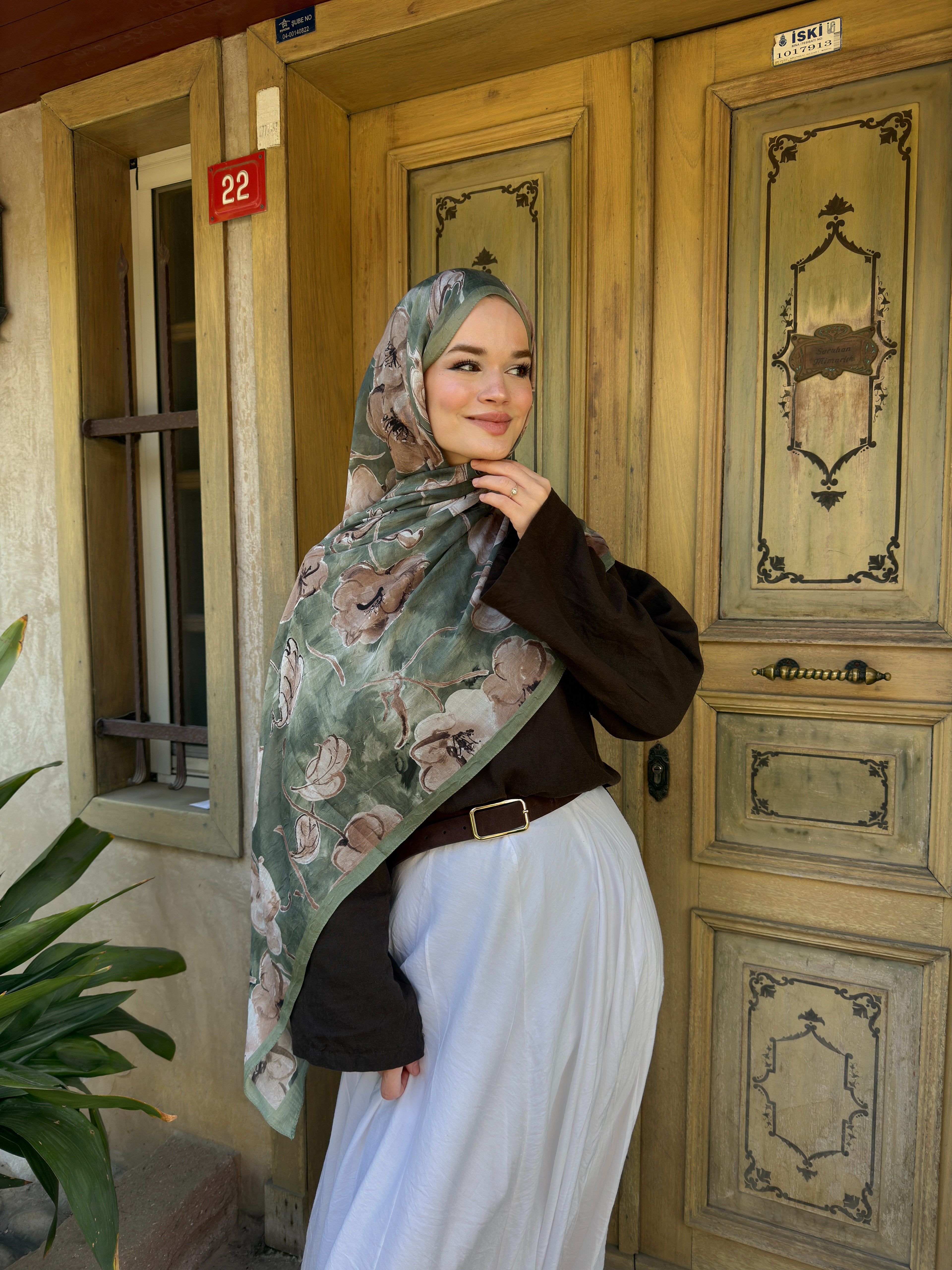 Soft Garden Şal- Nilüfer