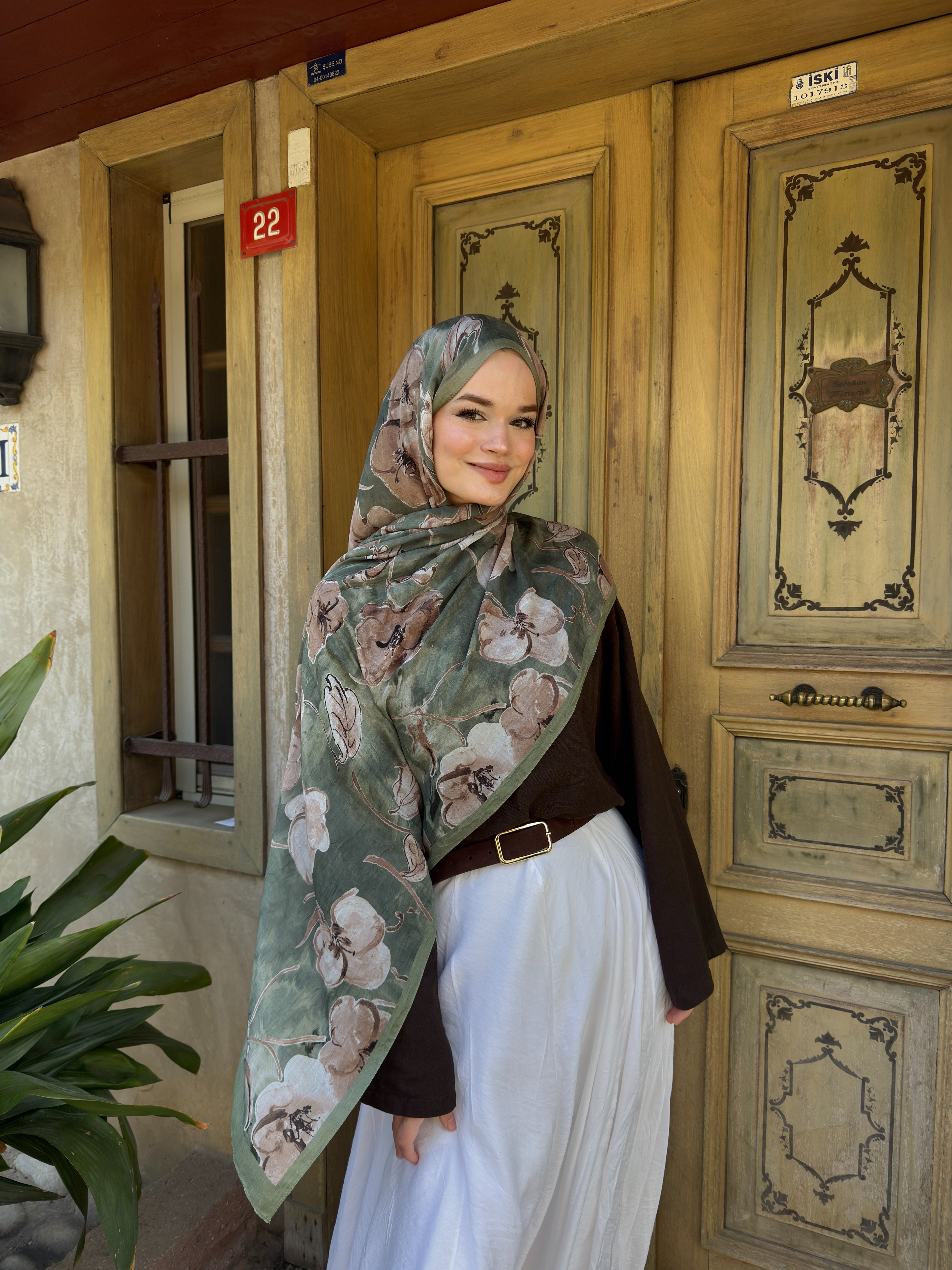 Soft Garden Şal- Nilüfer