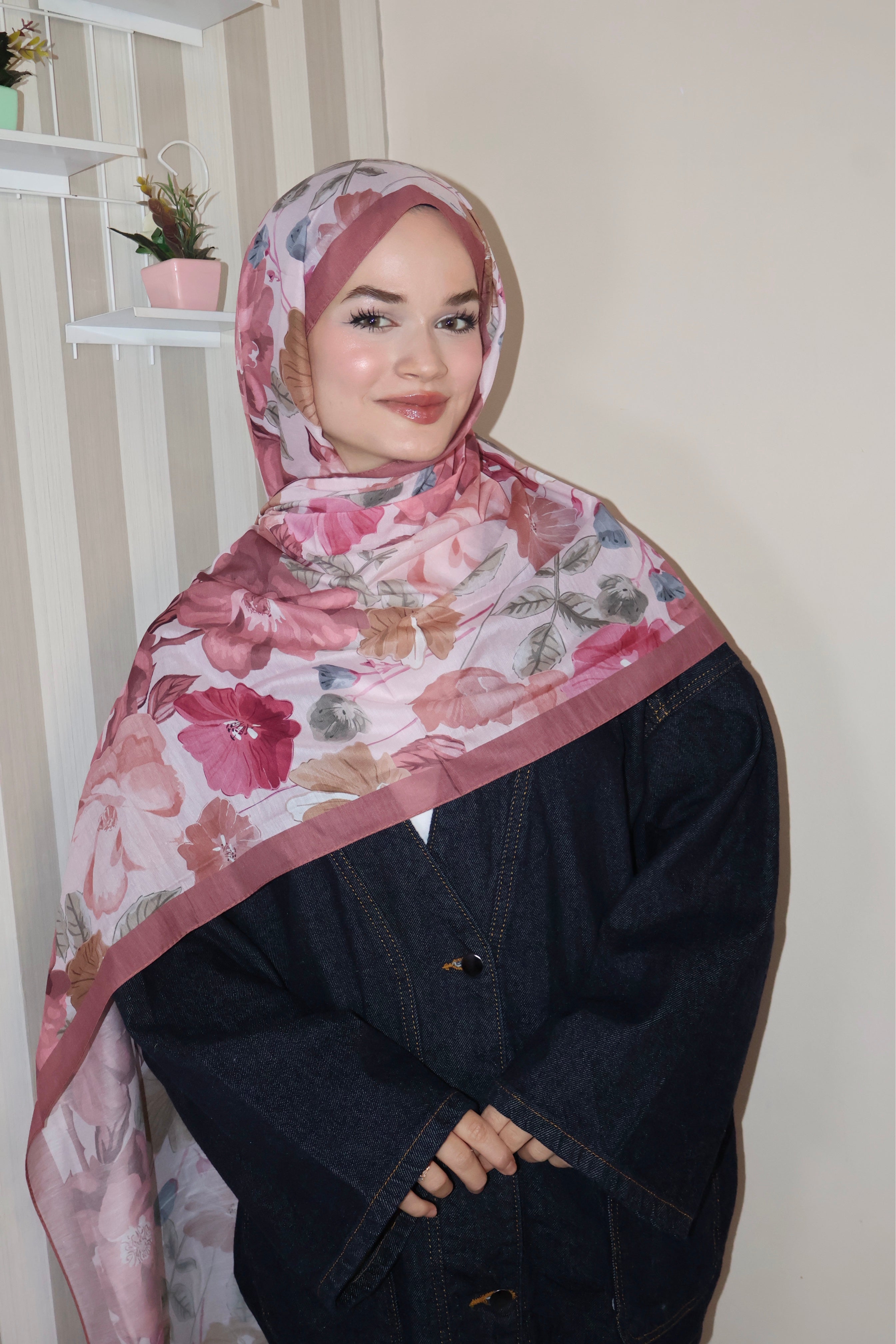 Pembe Rüya Desenli Şal