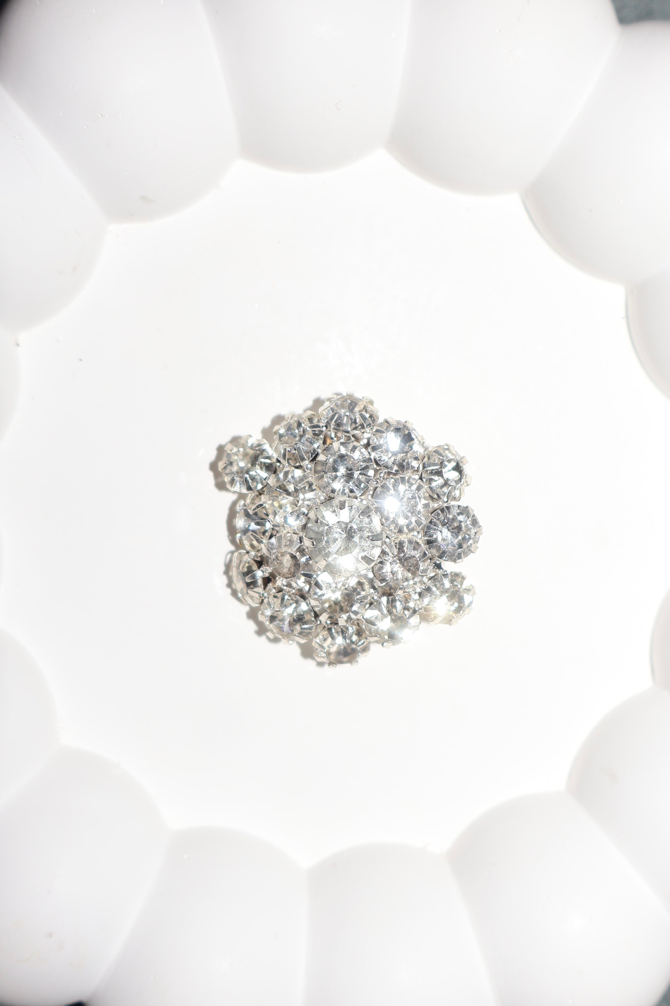 Parlak Taşlar Silver Broş