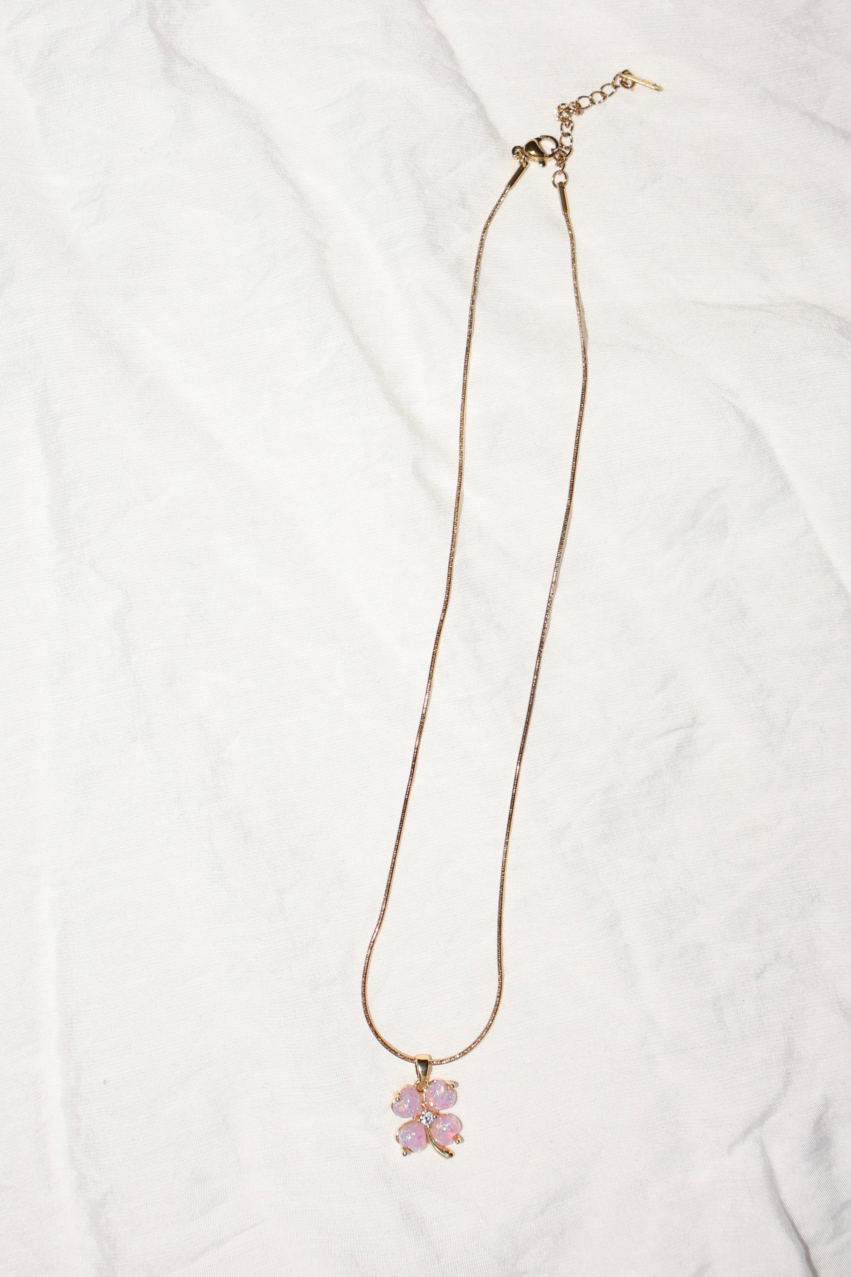 Pembe Yonca Gold Kolye