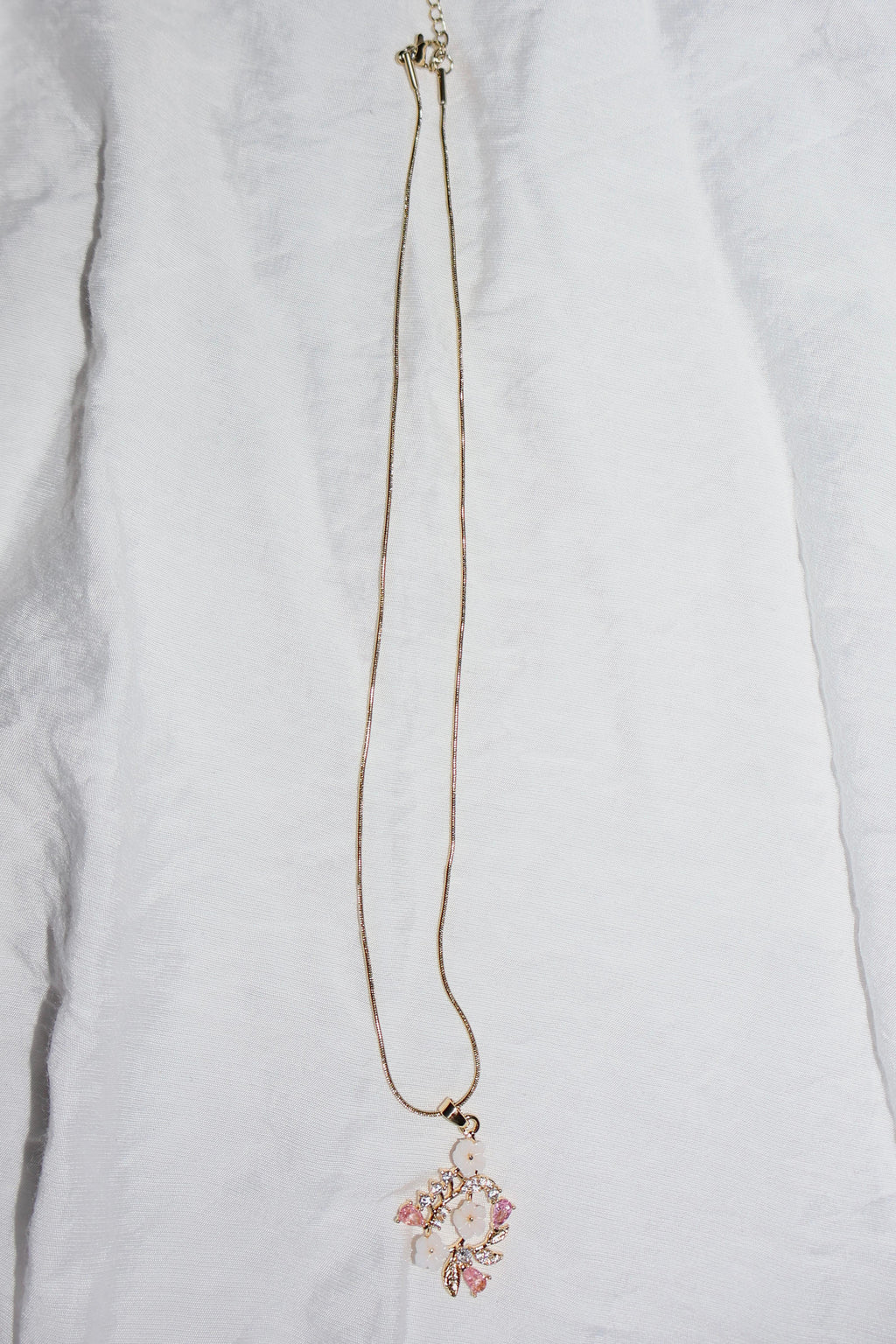 Parlak Çiçek Pembe Gold Kolye